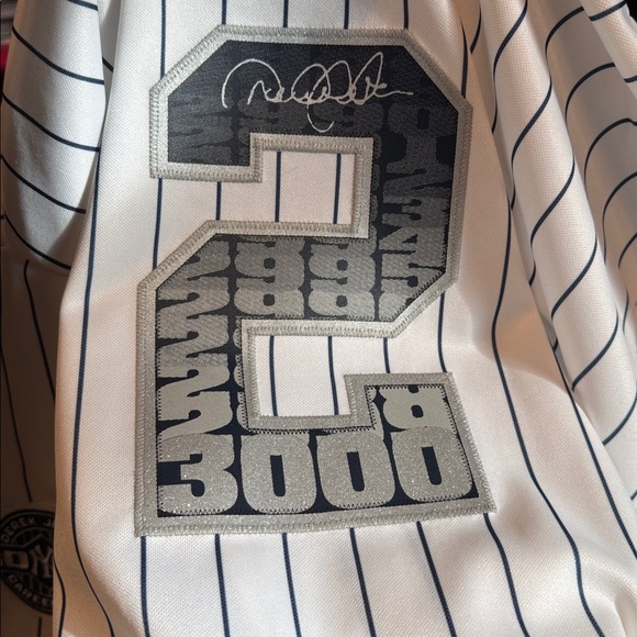 Majestic MLB Derek Jeter 3000 Hits Jersey XL - Picture 8 of 8